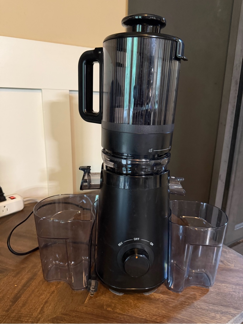 Tuumiist Cold press juicer